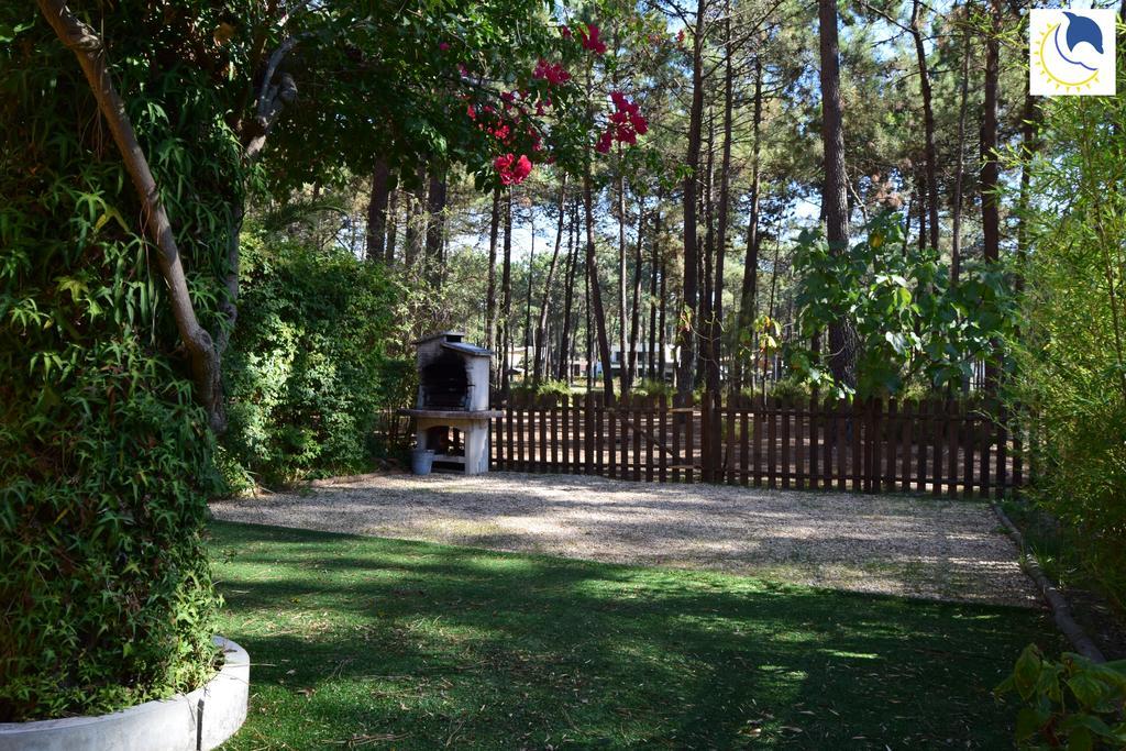 Dolphin Aroeira Beach Villa Charneca  Exterior foto